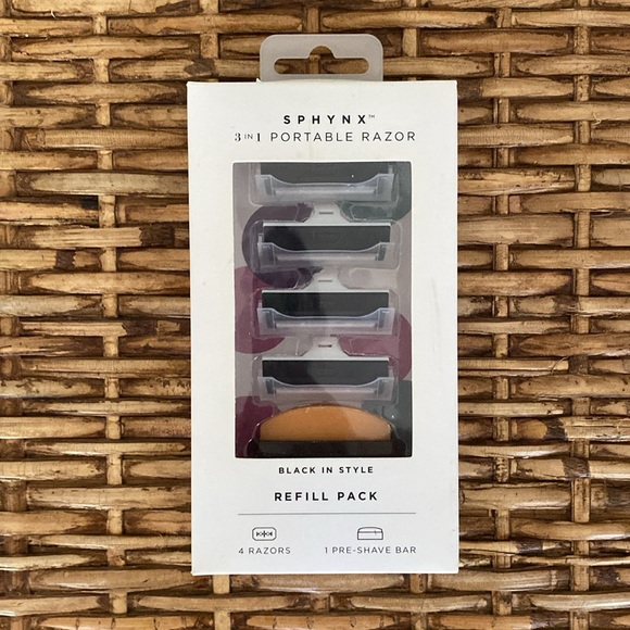 Sphynx all-in-one portable razor with refill pack - Picture 4 of 5